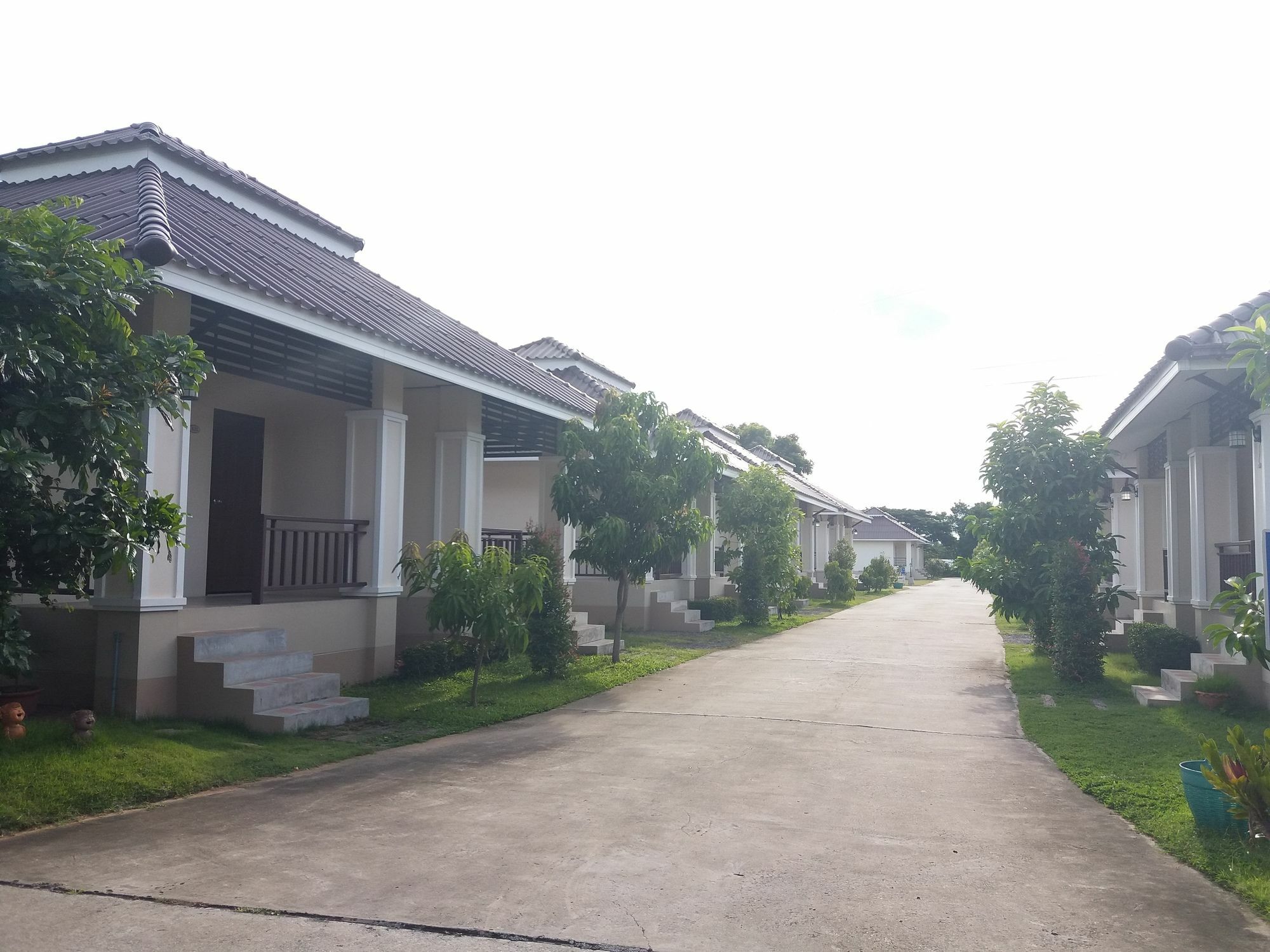 Samsiri Resort Korat Nakhonratcsaszima Kültér fotó